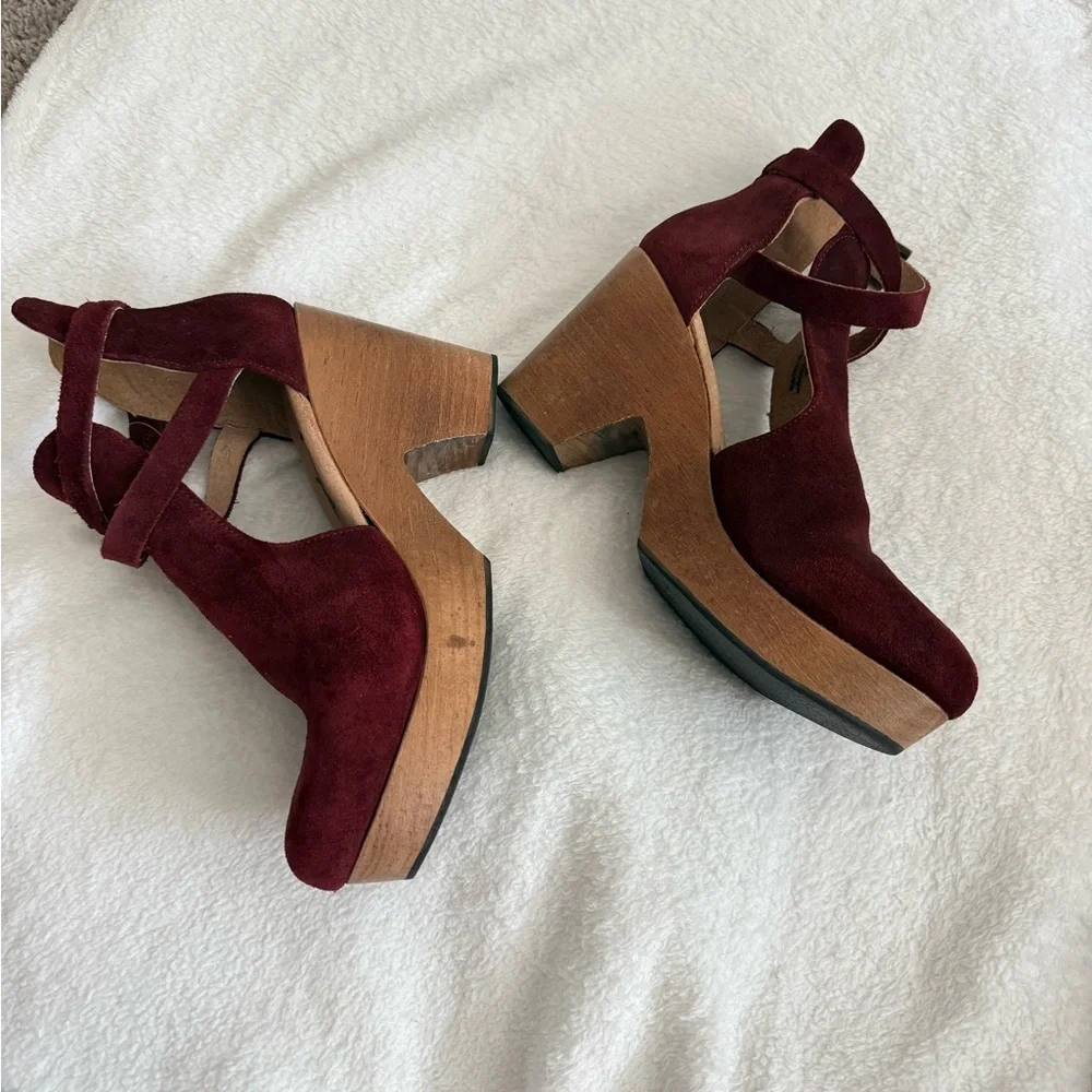 Free People Ceder Clogs in Maroon